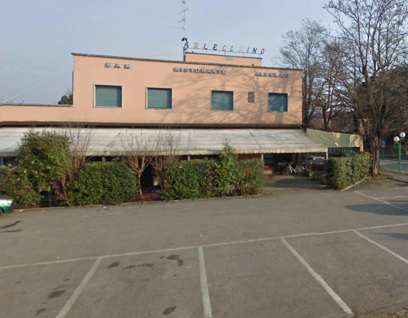 Arlecchino Hotel คาสเทลซานเปียโตรแตร์เม ภายนอก รูปภาพ